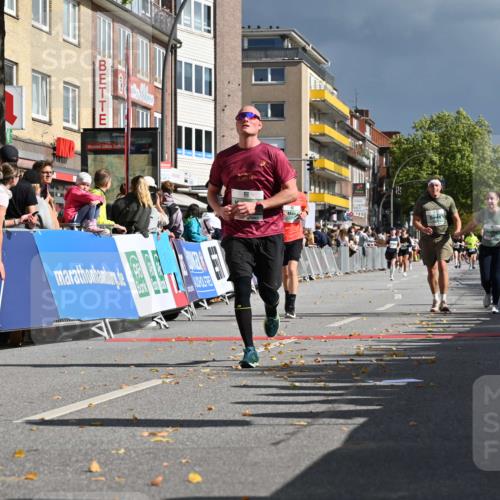 20.09.2026 - PSD Bank Halbmarathon J. Mangold http://msf.ph/oto/10536567 20.09.2026 12:27:46 Ziel 1517, 2427, 3594, 4586, 4587 meine-sportfotos.de