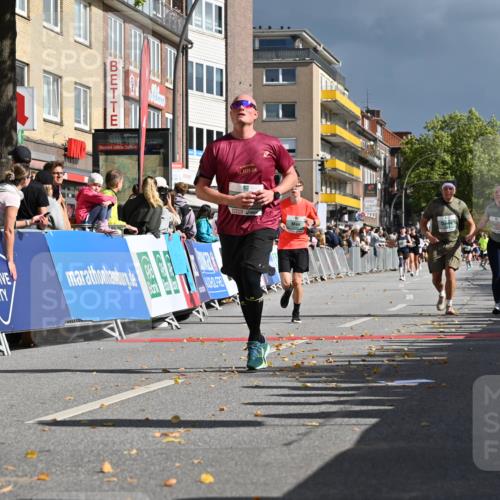 20.09.2026 - PSD Bank Halbmarathon J. Mangold http://msf.ph/oto/10536568 20.09.2026 12:27:46 Ziel 1517, 2427, 3594, 4586, 4587 meine-sportfotos.de