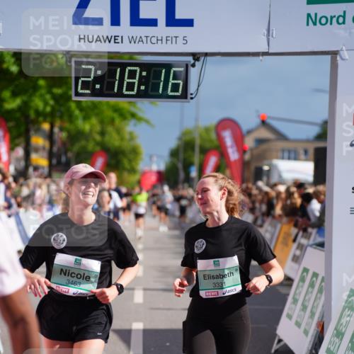 20.09.2026 - PSD Bank Halbmarathon LAZAROV Photography http://msf.ph/oto/10536574 20.09.2026 12:18:15 Ziel 2435, 2653, 3258, 3331, 3361, 3463, 4300, 4582 meine-sportfotos.de