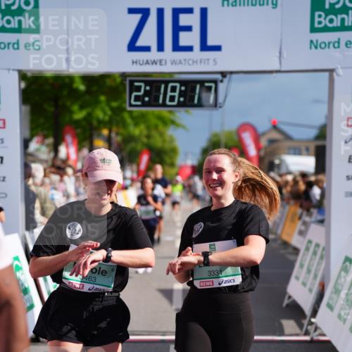 20.09.2026 - PSD Bank Halbmarathon LAZAROV Photography http://msf.ph/oto/10536577 20.09.2026 12:18:16 Ziel 3258, 3331, 3361, 3463, 4300, 4582 meine-sportfotos.de