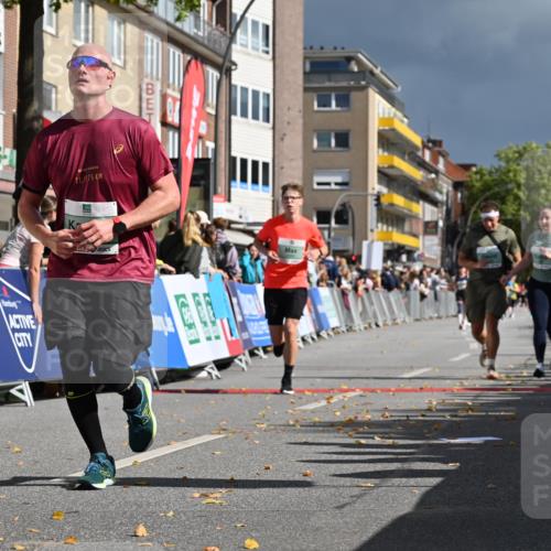 20.09.2026 - PSD Bank Halbmarathon J. Mangold http://msf.ph/oto/10536578 20.09.2026 12:27:47 Ziel 1517, 2427, 3594, 4586, 4587 meine-sportfotos.de