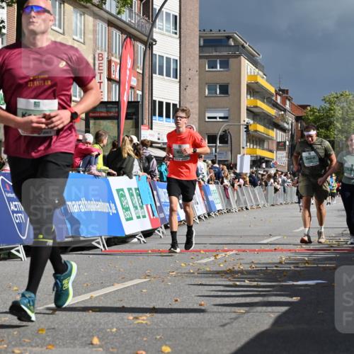 20.09.2026 - PSD Bank Halbmarathon J. Mangold http://msf.ph/oto/10536580 20.09.2026 12:27:48 Ziel 1517, 2427, 3594, 4586, 4587 meine-sportfotos.de