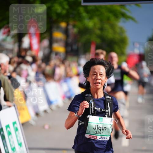 20.09.2026 - PSD Bank Halbmarathon LAZAROV Photography http://msf.ph/oto/10536581 20.09.2026 12:18:19 Ziel 3152, 3331, 3361, 3463, 4300, 4582, 4630 meine-sportfotos.de