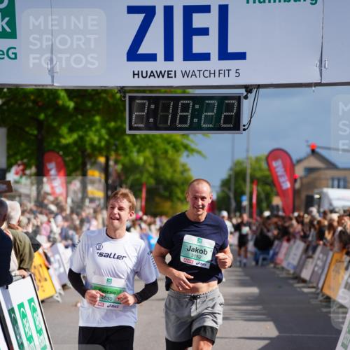 20.09.2026 - PSD Bank Halbmarathon LAZAROV Photography http://msf.ph/oto/10536599 20.09.2026 12:18:21 Ziel 3152, 3331, 3361, 3463, 4300, 4630 meine-sportfotos.de