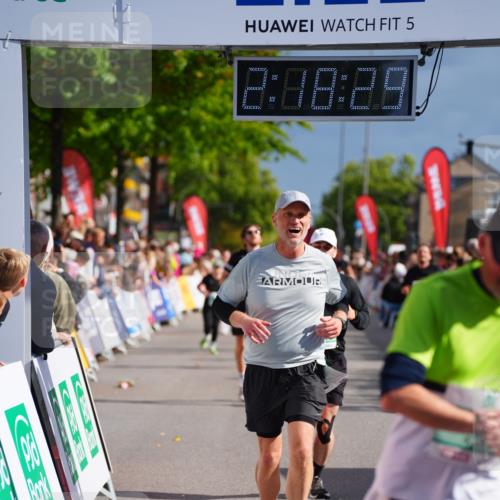 20.09.2026 - PSD Bank Halbmarathon LAZAROV Photography http://msf.ph/oto/10536623 20.09.2026 12:18:28 Ziel 2032, 3152, 4049, 4370, 4630 meine-sportfotos.de