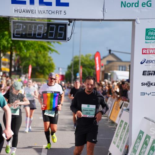 20.09.2026 - PSD Bank Halbmarathon LAZAROV Photography http://msf.ph/oto/10536689 20.09.2026 12:18:35 Ziel 1011, 1270, 2032, 2413, 2628, 2867, 3409, 3806, 3875, 4049, 4159, 4370 meine-sportfotos.de
