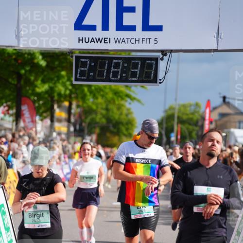 20.09.2026 - PSD Bank Halbmarathon LAZAROV Photography http://msf.ph/oto/10536705 20.09.2026 12:18:37 Ziel 1011, 1270, 2032, 2121, 2413, 2628, 2867, 3084, 3409, 3540, 3806, 3875, 4159 meine-sportfotos.de