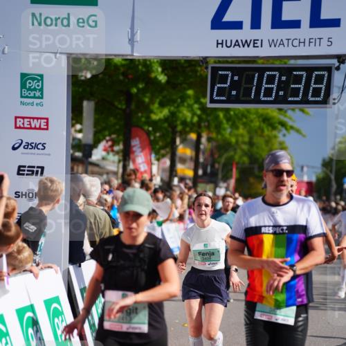 20.09.2026 - PSD Bank Halbmarathon LAZAROV Photography http://msf.ph/oto/10536711 20.09.2026 12:18:37 Ziel 1011, 1270, 2032, 2121, 2413, 2628, 2867, 3084, 3409, 3540, 3806, 3875, 4159 meine-sportfotos.de