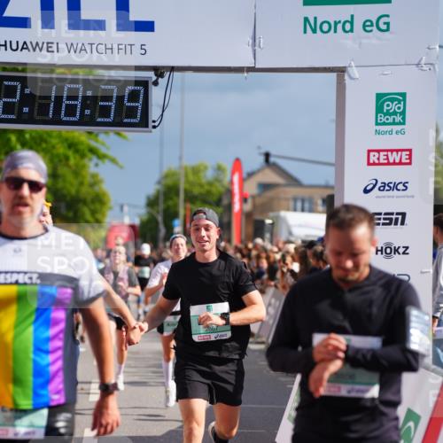 20.09.2026 - PSD Bank Halbmarathon LAZAROV Photography http://msf.ph/oto/10536729 20.09.2026 12:18:38 Ziel 1011, 1270, 2121, 2413, 2628, 2867, 3084, 3409, 3540, 3806, 3875, 4159 meine-sportfotos.de