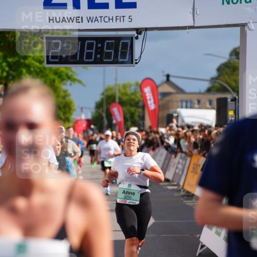20.09.2026 - PSD Bank Halbmarathon LAZAROV Photography http://msf.ph/oto/10536790 20.09.2026 12:18:50 Ziel 1223, 1424, 1425, 1694, 1998, 2137, 2912, 3597, 3616, 3736 meine-sportfotos.de
