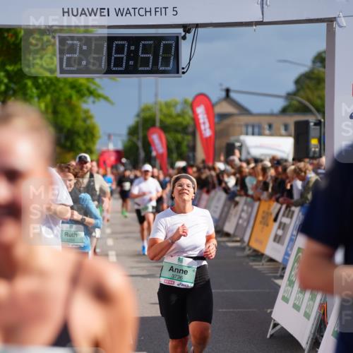 20.09.2026 - PSD Bank Halbmarathon LAZAROV Photography http://msf.ph/oto/10536795 20.09.2026 12:18:50 Ziel 1223, 1424, 1425, 1694, 1998, 2137, 2912, 3597, 3616, 3736 meine-sportfotos.de
