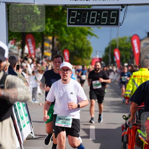 20.09.2026 - PSD Bank Halbmarathon LAZAROV Photography http://msf.ph/oto/10536823 20.09.2026 12:18:55 Ziel 1223, 1694, 2912, 2936, 3082, 3252, 3736, 4693 meine-sportfotos.de