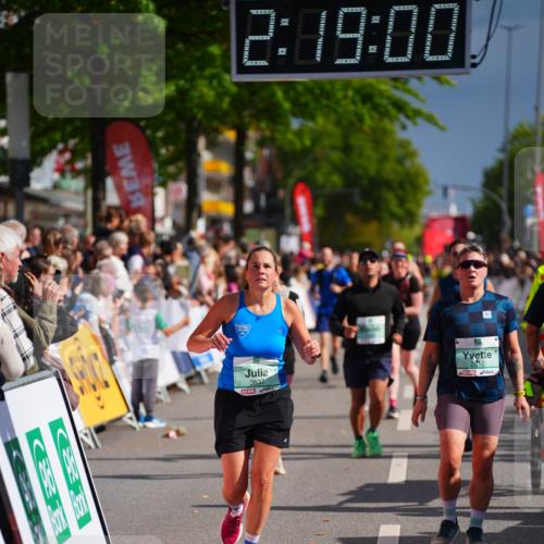 20.09.2026 - PSD Bank Halbmarathon LAZAROV Photography http://msf.ph/oto/10536857 20.09.2026 12:19:00 Ziel 1223, 1489, 2772, 2812, 2936, 3082, 3252, 3384, 3637, 4693 meine-sportfotos.de