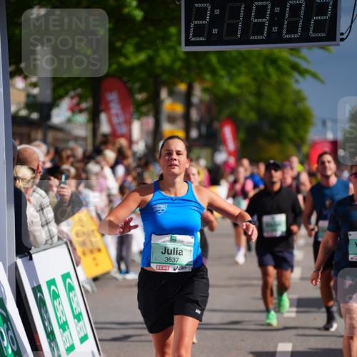 20.09.2026 - PSD Bank Halbmarathon LAZAROV Photography http://msf.ph/oto/10536870 20.09.2026 12:19:01 Ziel 1489, 2772, 2812, 2936, 3082, 3252, 3384, 3637, 4693 meine-sportfotos.de