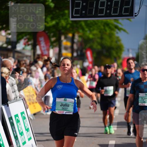 20.09.2026 - PSD Bank Halbmarathon LAZAROV Photography http://msf.ph/oto/10536872 20.09.2026 12:19:01 Ziel 1489, 2772, 2812, 2936, 3082, 3252, 3384, 3637, 4693 meine-sportfotos.de