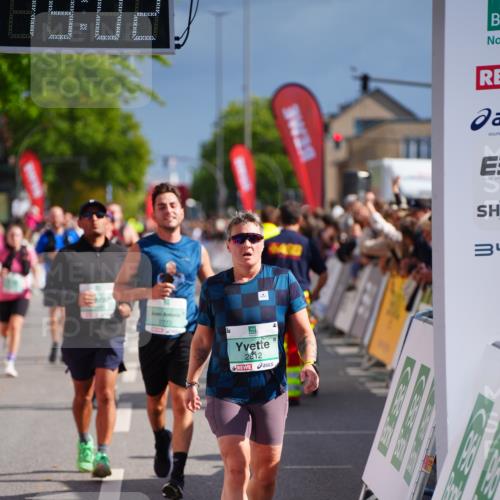 20.09.2026 - PSD Bank Halbmarathon LAZAROV Photography http://msf.ph/oto/10536880 20.09.2026 12:19:02 Ziel 1489, 2772, 2812, 2936, 3082, 3252, 3384, 3637, 3763, 4693 meine-sportfotos.de