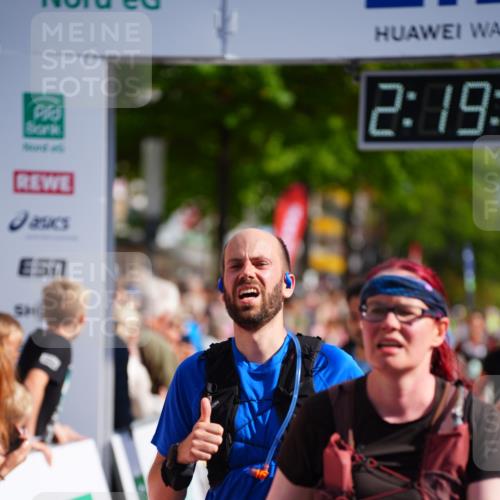 20.09.2026 - PSD Bank Halbmarathon LAZAROV Photography http://msf.ph/oto/10536961 20.09.2026 12:19:10 Ziel 1283, 1489, 2772, 2812, 2876, 2911, 3290, 3384, 3763, 4086, 4338 meine-sportfotos.de