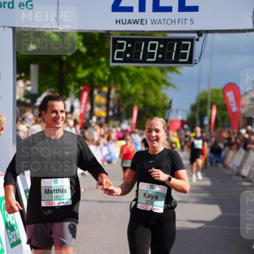 20.09.2026 - PSD Bank Halbmarathon LAZAROV Photography http://msf.ph/oto/10536995 20.09.2026 12:19:12 Ziel 1283, 1489, 2772, 2876, 2911, 3290, 3763, 4086, 4338 meine-sportfotos.de