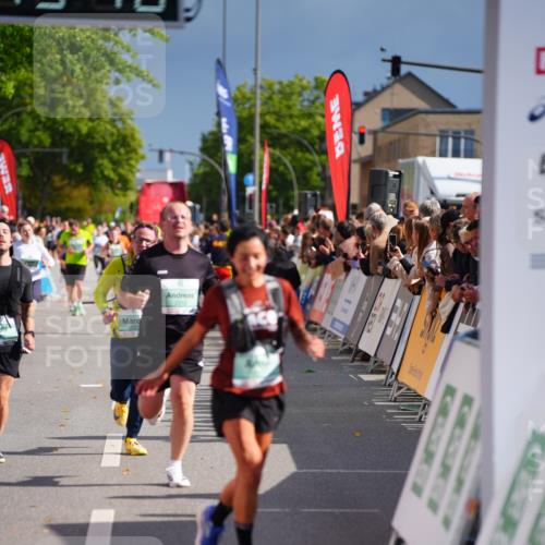 20.09.2026 - PSD Bank Halbmarathon LAZAROV Photography http://msf.ph/oto/10537002 20.09.2026 12:19:15 Ziel 1283, 1997, 2312, 2876, 2911, 3290, 3357, 3717, 3720, 4086, 4338 meine-sportfotos.de