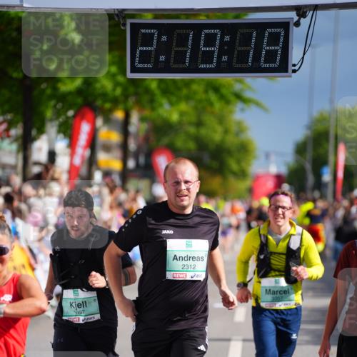 20.09.2026 - PSD Bank Halbmarathon LAZAROV Photography http://msf.ph/oto/10537031 20.09.2026 12:19:18 Ziel 1276, 1283, 1997, 2312, 3290, 3357, 3717, 3720, 4338 meine-sportfotos.de