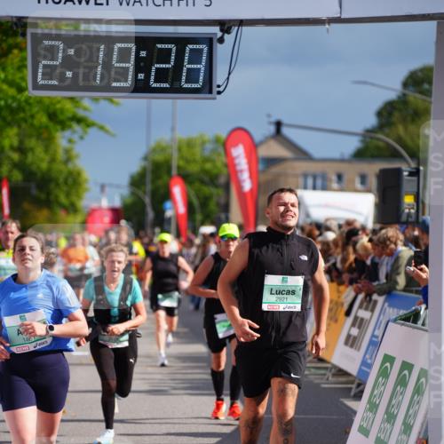 20.09.2026 - PSD Bank Halbmarathon LAZAROV Photography http://msf.ph/oto/10537082 20.09.2026 12:19:28 Ziel 1276, 1461, 2513, 2921, 4383, 4682 meine-sportfotos.de