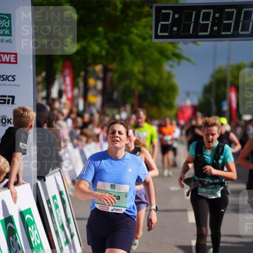 20.09.2026 - PSD Bank Halbmarathon LAZAROV Photography http://msf.ph/oto/10537093 20.09.2026 12:19:29 Ziel 1276, 1461, 2214, 2513, 2921, 4383, 4682 meine-sportfotos.de