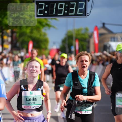 20.09.2026 - PSD Bank Halbmarathon LAZAROV Photography http://msf.ph/oto/10537116 20.09.2026 12:19:31 Ziel 1351, 1461, 2214, 2513, 2921, 4383, 4682 meine-sportfotos.de
