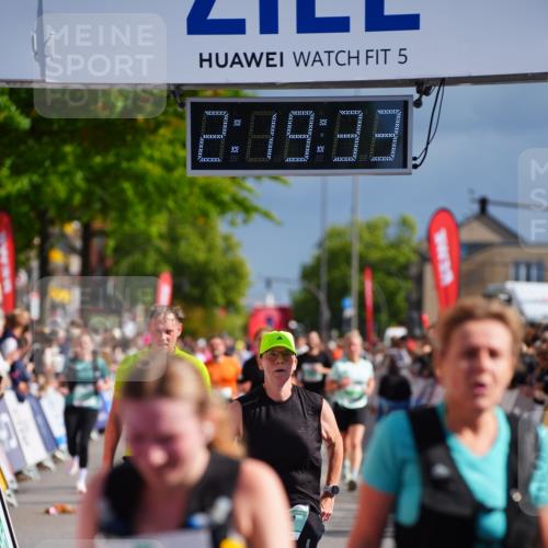 20.09.2026 - PSD Bank Halbmarathon LAZAROV Photography http://msf.ph/oto/10537131 20.09.2026 12:19:32 Ziel 1351, 1461, 2214, 2513, 2921, 4383, 4682 meine-sportfotos.de