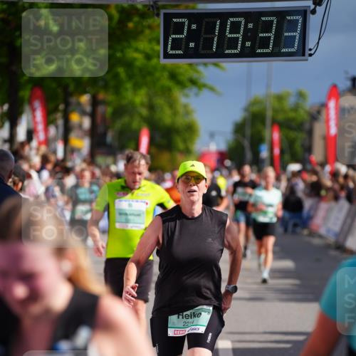 20.09.2026 - PSD Bank Halbmarathon LAZAROV Photography http://msf.ph/oto/10537140 20.09.2026 12:19:33 Ziel 1351, 1461, 1877, 2214, 2513, 2921, 4383, 4682, 4726 meine-sportfotos.de