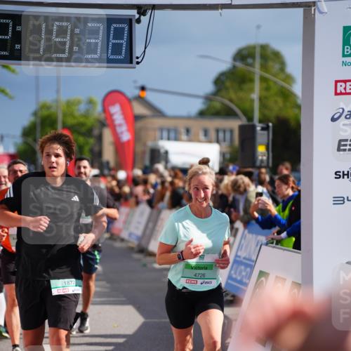 20.09.2026 - PSD Bank Halbmarathon LAZAROV Photography http://msf.ph/oto/10537197 20.09.2026 12:19:37 Ziel 1351, 1877, 2214, 2242, 2513, 3581, 3974, 4033, 4383, 4682, 4726 meine-sportfotos.de