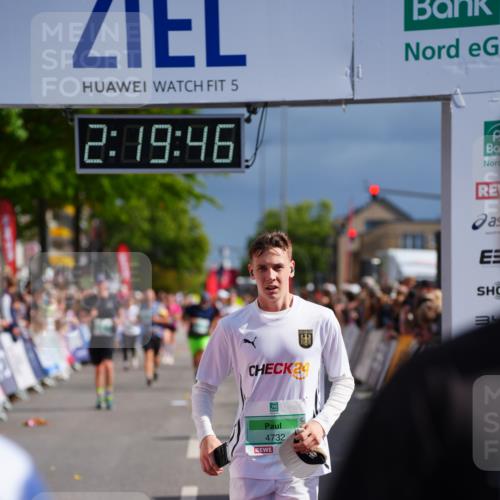 20.09.2026 - PSD Bank Halbmarathon LAZAROV Photography http://msf.ph/oto/10537256 20.09.2026 12:19:46 Ziel 2242, 3581, 3974, 4033, 4732 meine-sportfotos.de