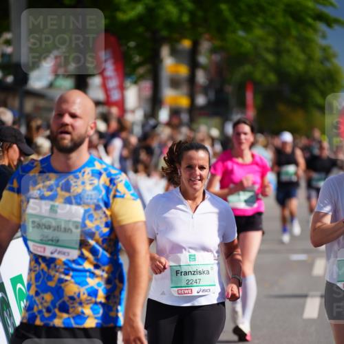 20.09.2026 - PSD Bank Halbmarathon LAZAROV Photography http://msf.ph/oto/10537379 20.09.2026 12:19:57 Ziel 1777, 2436, 2549, 3180, 3288 meine-sportfotos.de