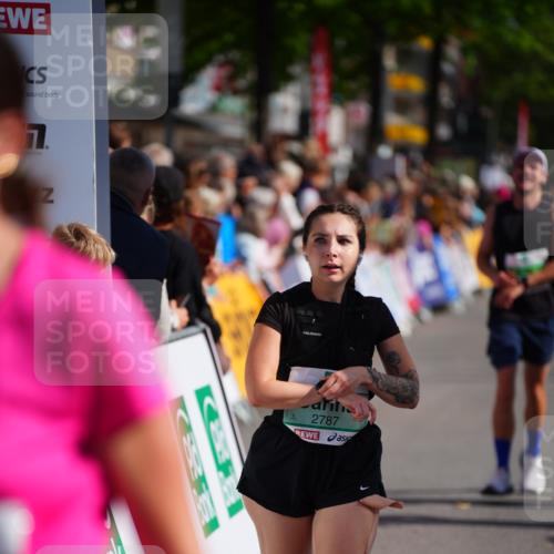 20.09.2026 - PSD Bank Halbmarathon LAZAROV Photography http://msf.ph/oto/10537417 20.09.2026 12:20:02 Ziel 1323, 1777, 2436, 2549, 2787, 3688, 4626 meine-sportfotos.de