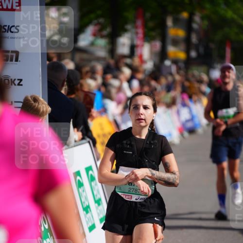 20.09.2026 - PSD Bank Halbmarathon LAZAROV Photography http://msf.ph/oto/10537421 20.09.2026 12:20:03 Ziel 1323, 1777, 2436, 2549, 2787, 3688, 3735, 4626 meine-sportfotos.de