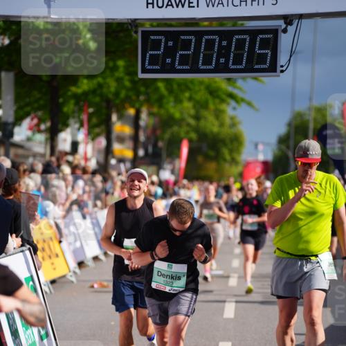 20.09.2026 - PSD Bank Halbmarathon LAZAROV Photography http://msf.ph/oto/10537435 20.09.2026 12:20:04 Ziel 1323, 1777, 2436, 2549, 2787, 3429, 3688, 3735, 4626 meine-sportfotos.de