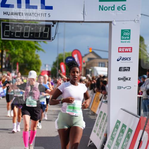 20.09.2026 - PSD Bank Halbmarathon LAZAROV Photography http://msf.ph/oto/10537560 20.09.2026 12:20:14 Ziel 2737, 2933, 3085, 3429, 3688, 3735, 4085, 4689 meine-sportfotos.de