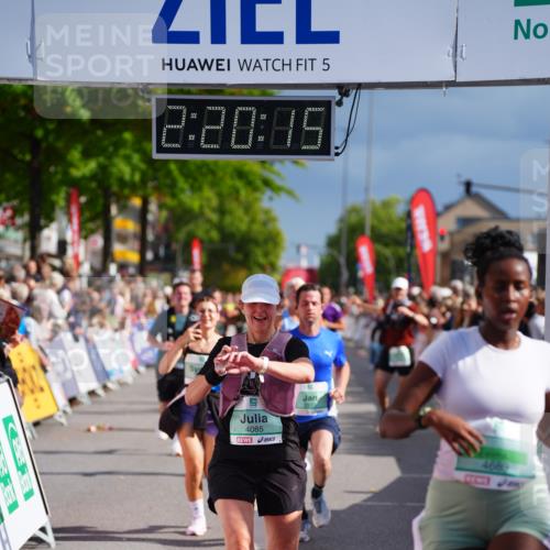 20.09.2026 - PSD Bank Halbmarathon LAZAROV Photography http://msf.ph/oto/10537583 20.09.2026 12:20:15 Ziel 1892, 2737, 2933, 3085, 3429, 3735, 4085, 4270, 4689 meine-sportfotos.de