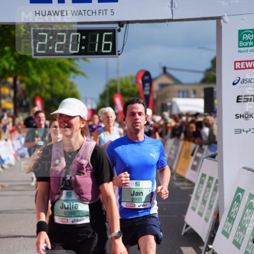 20.09.2026 - PSD Bank Halbmarathon LAZAROV Photography http://msf.ph/oto/10537608 20.09.2026 12:20:16 Ziel 1892, 2737, 2933, 3085, 3429, 4085, 4270, 4689 meine-sportfotos.de