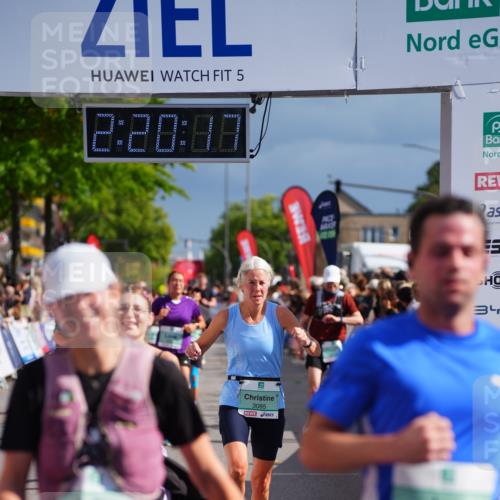 20.09.2026 - PSD Bank Halbmarathon LAZAROV Photography http://msf.ph/oto/10537621 20.09.2026 12:20:17 Ziel 1021, 1261, 1892, 2737, 2933, 3085, 4085, 4270, 4689 meine-sportfotos.de