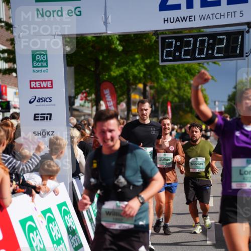 20.09.2026 - PSD Bank Halbmarathon LAZAROV Photography http://msf.ph/oto/10537680 20.09.2026 12:20:20 Ziel 1021, 1261, 1628, 1755, 1892, 2737, 2933, 3085, 4085, 4228, 4270, 4689 meine-sportfotos.de