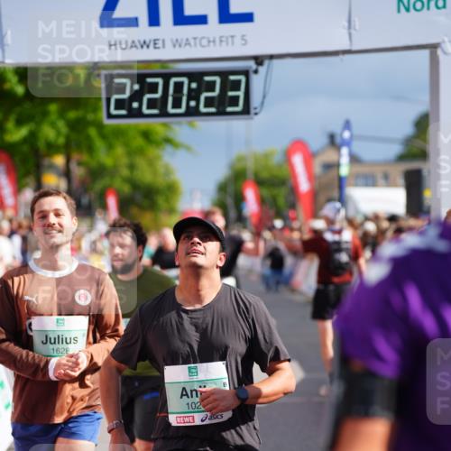 20.09.2026 - PSD Bank Halbmarathon LAZAROV Photography http://msf.ph/oto/10537714 20.09.2026 12:20:23 Ziel 1021, 1261, 1628, 1755, 1892, 2737, 2933, 3085, 4228, 4237, 4270, 4632 meine-sportfotos.de