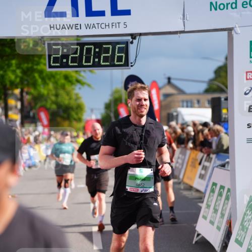 20.09.2026 - PSD Bank Halbmarathon LAZAROV Photography http://msf.ph/oto/10537756 20.09.2026 12:20:25 Ziel 1021, 1261, 1294, 1628, 1755, 1892, 3085, 3097, 4228, 4237, 4270, 4632 meine-sportfotos.de