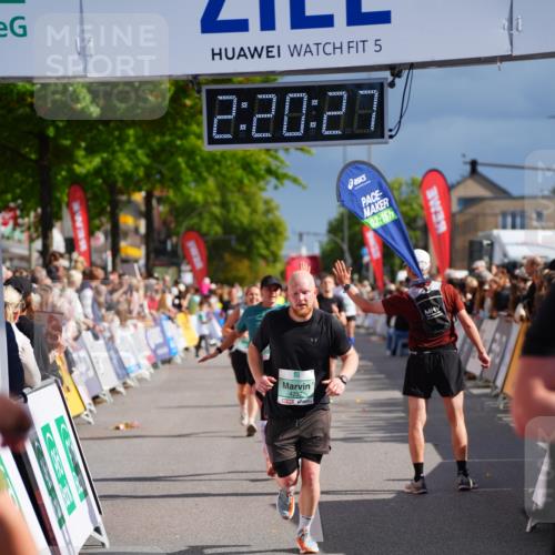 20.09.2026 - PSD Bank Halbmarathon LAZAROV Photography http://msf.ph/oto/10537775 20.09.2026 12:20:26 Ziel 1021, 1261, 1294, 1628, 1755, 1892, 2351, 3097, 4228, 4237, 4270, 4632 meine-sportfotos.de