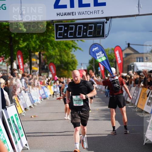 20.09.2026 - PSD Bank Halbmarathon LAZAROV Photography http://msf.ph/oto/10537787 20.09.2026 12:20:27 Ziel 1021, 1261, 1294, 1628, 1755, 1892, 2351, 3097, 4228, 4237, 4270, 4632 meine-sportfotos.de