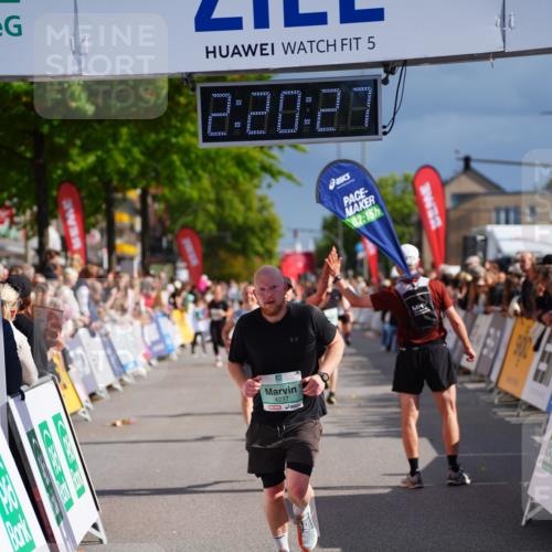 20.09.2026 - PSD Bank Halbmarathon LAZAROV Photography http://msf.ph/oto/10537798 20.09.2026 12:20:27 Ziel 1021, 1261, 1294, 1628, 1755, 1892, 2351, 3097, 4228, 4237, 4270, 4632 meine-sportfotos.de