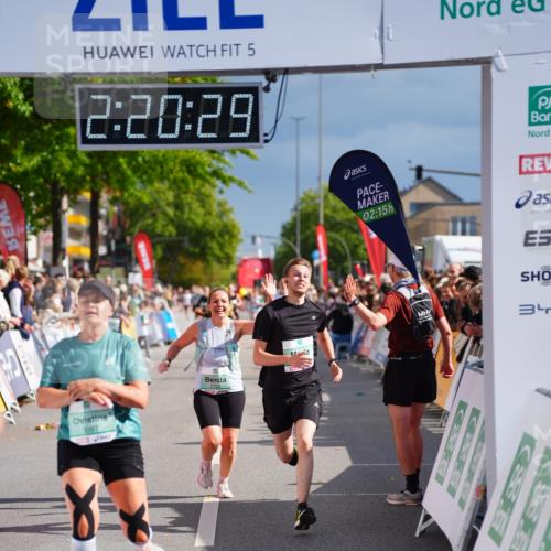 20.09.2026 - PSD Bank Halbmarathon LAZAROV Photography http://msf.ph/oto/10537816 20.09.2026 12:20:29 Ziel 1021, 1261, 1294, 1628, 1755, 2351, 3097, 4228, 4237, 4632 meine-sportfotos.de