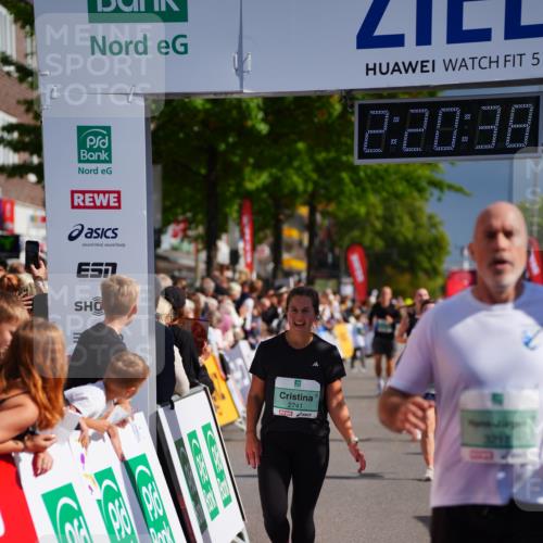 20.09.2026 - PSD Bank Halbmarathon LAZAROV Photography http://msf.ph/oto/10537971 20.09.2026 12:20:38 Ziel 1127, 2351, 2741, 3217, 4125, 4754 meine-sportfotos.de
