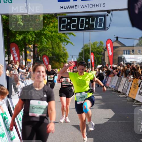 20.09.2026 - PSD Bank Halbmarathon LAZAROV Photography http://msf.ph/oto/10538012 20.09.2026 12:20:40 Ziel 1127, 2741, 3217, 4125, 4754 meine-sportfotos.de