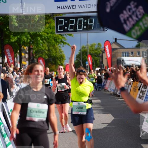 20.09.2026 - PSD Bank Halbmarathon LAZAROV Photography http://msf.ph/oto/10538030 20.09.2026 12:20:40 Ziel 1127, 2741, 3217, 4125, 4754 meine-sportfotos.de