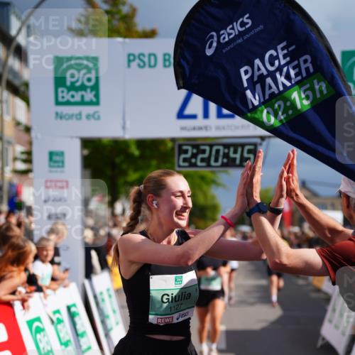 20.09.2026 - PSD Bank Halbmarathon LAZAROV Photography http://msf.ph/oto/10538101 20.09.2026 12:20:44 Ziel 1127, 2305, 2389, 2741, 3217, 3620, 3740, 4125, 4292 meine-sportfotos.de
